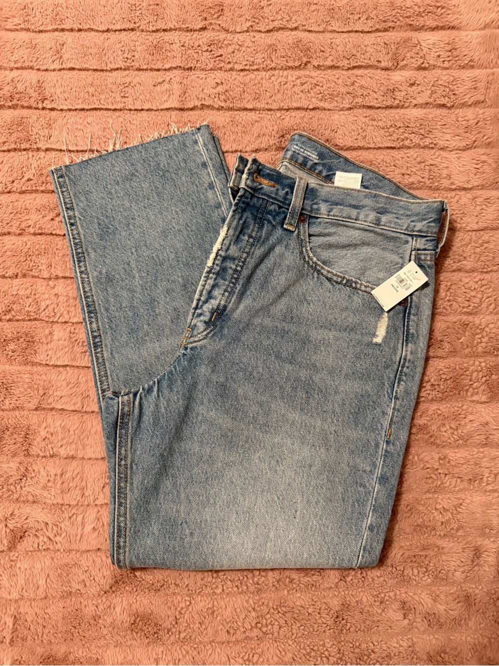 NEW Old Navy Women’s Hight Rise Straight Jeans - Light Blue Wash